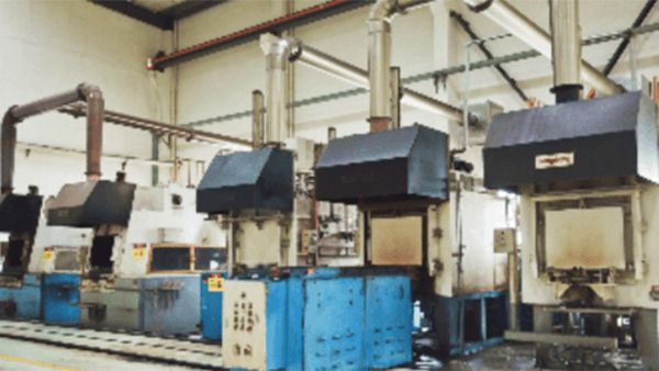 Horno de carbonitruración en atmósfera controlada